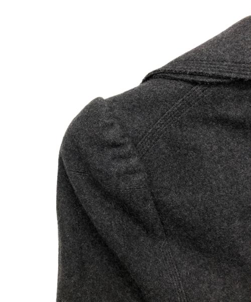 JUNYA WATANABE COMME des GARCONS（(ジュンヤワタナベ コムデギャルソン）JUNYA WATANABE COMME des GARCONS ((ジュンヤワタナベ コムデギャルソン) 00’sケープポンチョ パフスリーブピーコート グレー サイズ:XSの古着・服飾アイテム