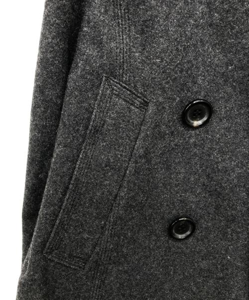 JUNYA WATANABE COMME des GARCONS（(ジュンヤワタナベ コムデギャルソン）JUNYA WATANABE COMME des GARCONS ((ジュンヤワタナベ コムデギャルソン) 00’sケープポンチョ パフスリーブピーコート グレー サイズ:XSの古着・服飾アイテム