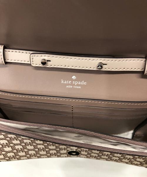 Kate Spade（ケイトスペード）Kate Spade (ケイトスペード) spade link small flap crossbody ベージュの古着・服飾アイテム