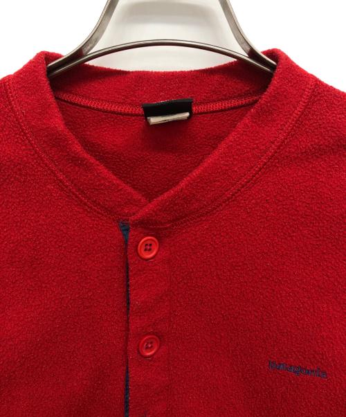 Patagonia（パタゴニア）Patagonia (パタゴニア) キャプリーン ヘンリーネックシャツ レッド サイズ:Sの古着・服飾アイテム