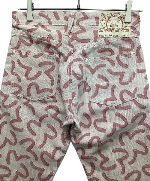 YAMANE（ヤマネ）YAMANE (ヤマネ) カモメ総柄デニムパンツ ピンク サイズ:28の古着・服飾アイテム