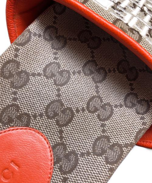 GUCCI（グッチ）GUCCI (グッチ) THE NORTH FACE (ザ ノース フェイス) サンダル ベージュ サイズ:24の古着・服飾アイテム