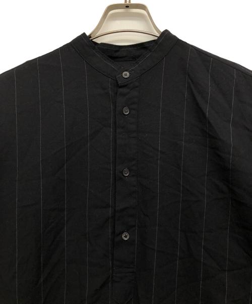 MARKA（マーカ）MARKA (マーカ) ストライプバンドカラーシャツ ブラック サイズ:Sの古着・服飾アイテム