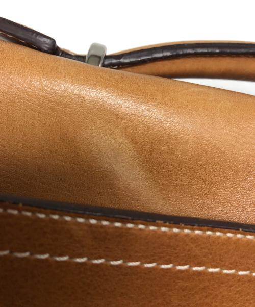 COACH（コーチ）COACH (コーチ) ショルダーブリーフケース ベージュの古着・服飾アイテム