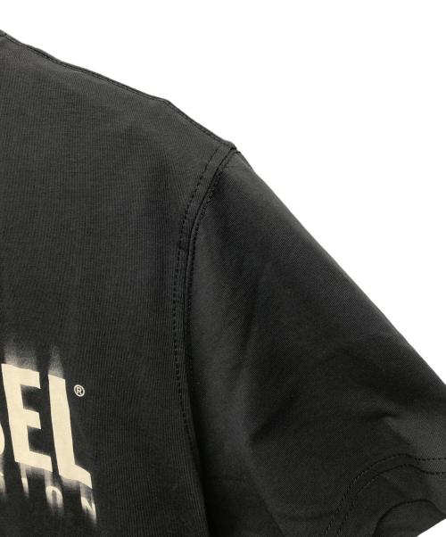 DIESEL（ディーゼル）DIESEL (ディーゼル) T-Adjust-Q7 Tシャツ ブラック サイズ:Mの古着・服飾アイテム