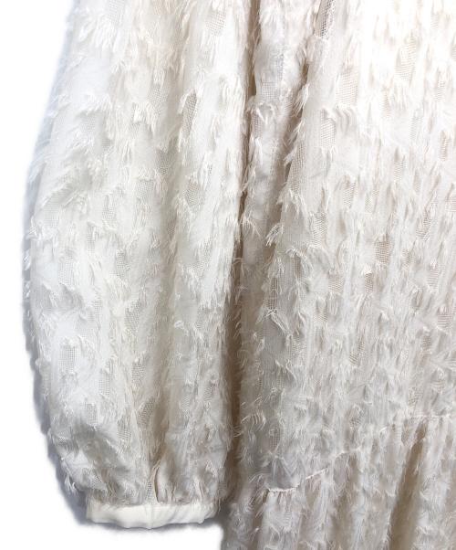 RAY BEAMS（レイ ビームス）RAY BEAMS (レイ ビームス) フリンジ ティアード ワンピース ベージュ サイズ:記載なしの古着・服飾アイテム