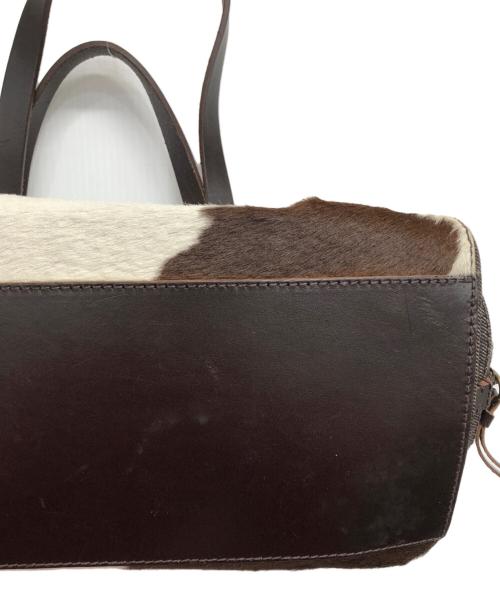 MIU MIU（ミュウミュウ）MIU MIU (ミュウミュウ) デニムハラコハンドバッグ ホワイトの古着・服飾アイテム