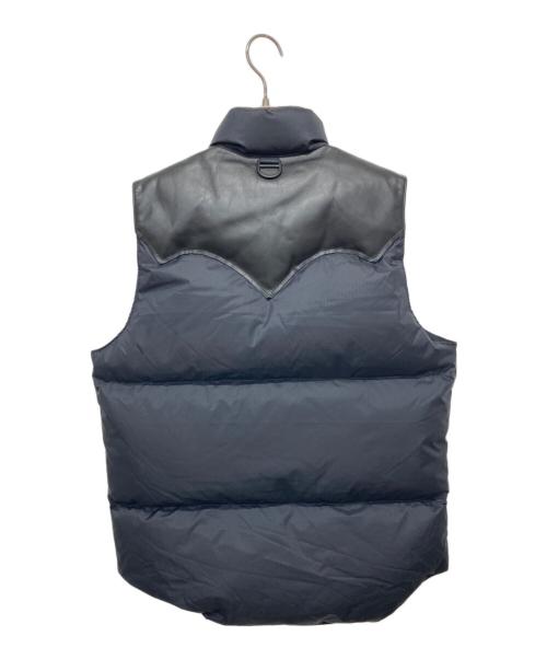 BRIEFING（ブリーフィング）BRIEFING (ブリーフィング) BEAMS (ビームス) Rocky Mountain Featherbed (ロッキーマウンテンフェザーベッド) トリプルコラボダウンベスト ブラック サイズ:38の古着・服飾アイテム