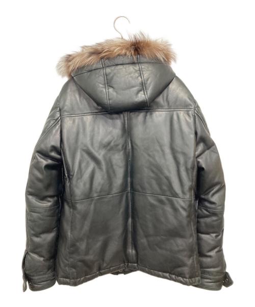 BURBERRY BLACK LABEL（バーバリーブラックレーベル）BURBERRY BLACK LABEL (バーバリーブラックレーベル) フォックスファーラムレザーダウンジャケット ブラック サイズ:Lの古着・服飾アイテム