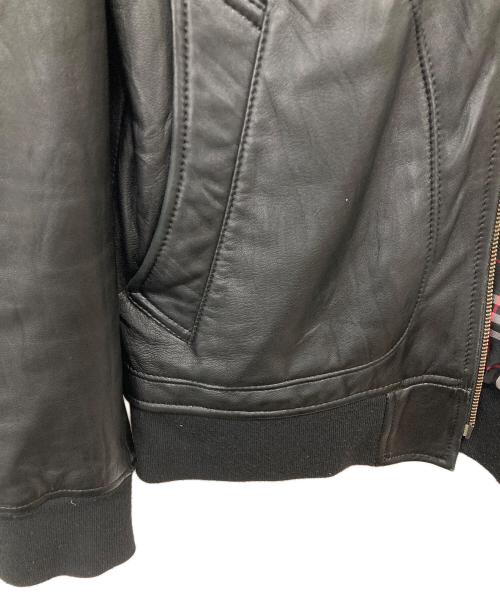 BURBERRY BLACK LABEL（バーバリーブラックレーベル）BURBERRY BLACK LABEL (バーバリーブラックレーベル) ラムレザージャケット ブラック サイズ:Lの古着・服飾アイテム