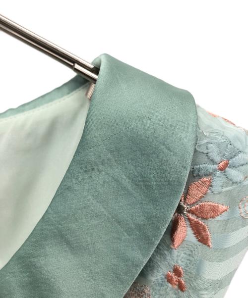 TOCCA（トッカ）TOCCA (トッカ) 刺繍ノースリーブワンピース スカイブルーの古着・服飾アイテム