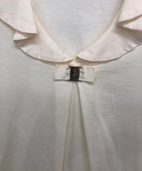 Salvatore Ferragamo（サルヴァトーレ フェラガモ）Salvatore Ferragamo (サルヴァトーレ フェラガモ) ヴァラリボンノースリーブカットソー ベージュ サイズ:38の古着・服飾アイテム