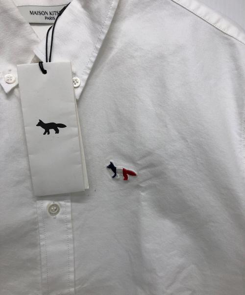 maison kitsune（メゾンキツネ）maison kitsune (メゾンキツネ) Tricolor Fox Patch Shirts ホワイト サイズ:Mの古着・服飾アイテム