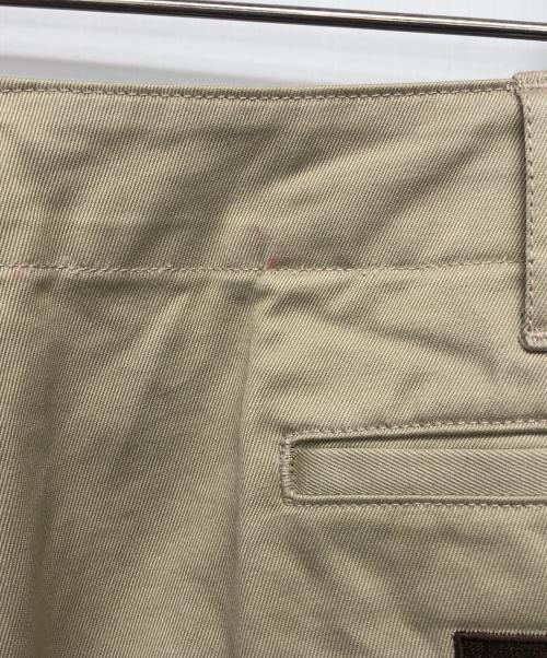 HUMAN MADE（ヒューマンメイド）HUMAN MADE (ヒューマンメイド) ハーフパンツ ベージュ サイズ:XLの古着・服飾アイテム