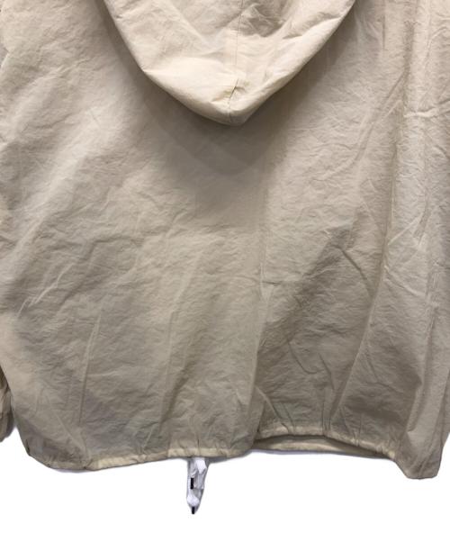 BEARDSLEY（ビアズリー）BEARDSLEY (ビアズリー) ナイロンレースアッププルオーバーパーカー ベージュ サイズ:Fの古着・服飾アイテム