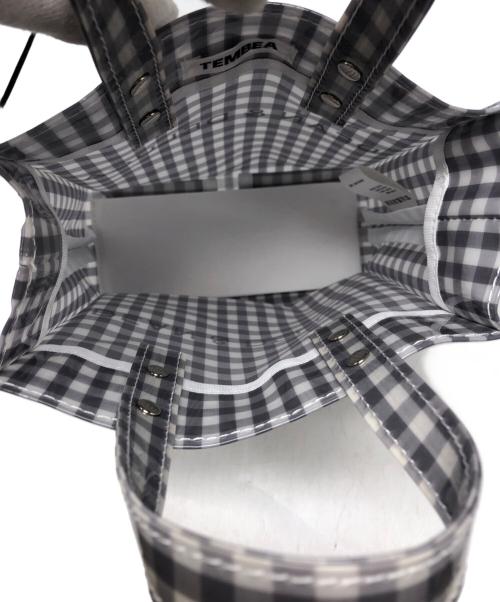 DEAN&DELUCA（ディーンアンドデルーカ）DEAN&DELUCA (ディーンアンドデルーカ) TEMBEA (テンベア) PAPER TOTE ギンガムグレー MINI/ギンガムチェックハンドバッグ グレーの古着・服飾アイテム