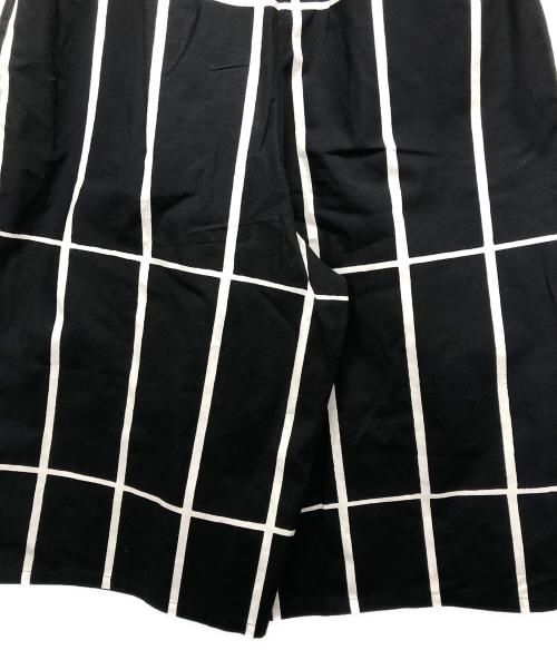 JUNYA WATANABE COMME des GARCONS（(ジュンヤワタナベ コムデギャルソン）JUNYA WATANABE COMME des GARCONS ((ジュンヤワタナベ コムデギャルソン) marimekko (マリメッコ) ワイドパンツ ブラック サイズ:Sの古着・服飾アイテム