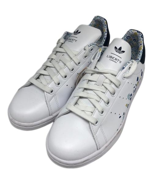 adidas Originals（アディダスオリジナル）adidas Originals (アディダスオリジナル) STAN SMITH LIBERTY ホワイト サイズ:23.5の古着・服飾アイテム