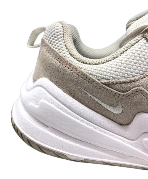 NIKE（ナイキ）NIKE (ナイキ) TECH HERA/テック ヘラ ベージュ サイズ:27.5の古着・服飾アイテム