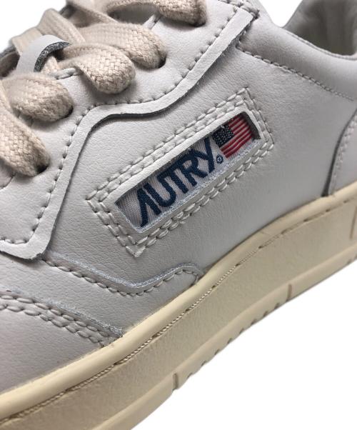 AUTRY（オートリ―）AUTRY (オートリ―) MEDALIST LOW ホワイト サイズ:36 未使用品の古着・服飾アイテム
