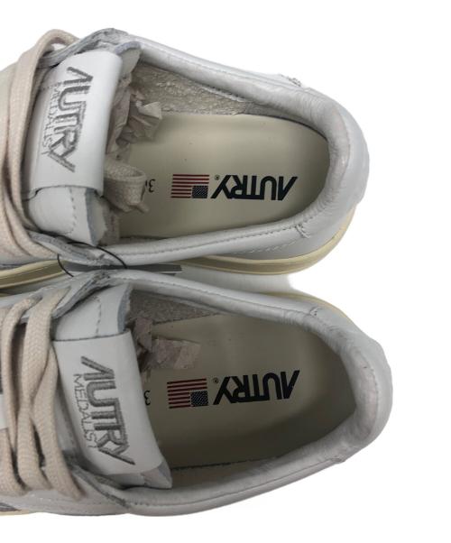 AUTRY（オートリ―）AUTRY (オートリ―) MEDALIST LOW ホワイト サイズ:36 未使用品の古着・服飾アイテム