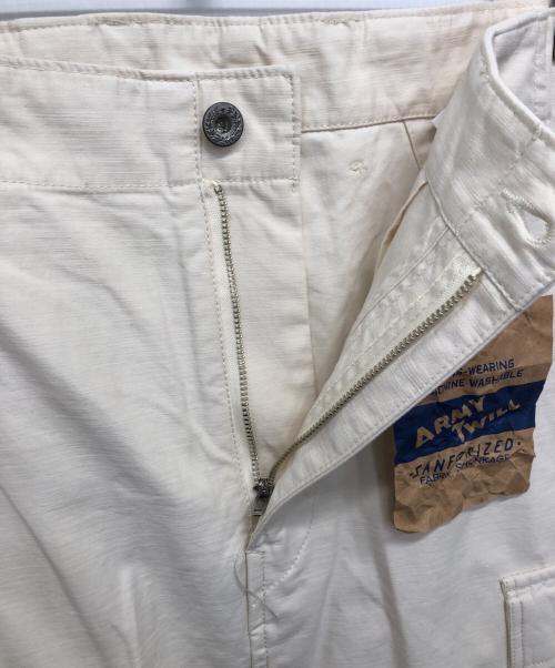 AP STUDIO（エーピーストゥディオ）AP STUDIO (エーピーストゥディオ) ARMY TWILL (アーミーツイル) カーゴスカート アイボリー サイズ:36 未使用品の古着・服飾アイテム