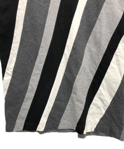 COMME des GARCONS HOMME（コムデギャルソン オム）COMME des GARCONS HOMME (コムデギャルソン オム) パッチワークTシャツ グレー サイズ:表記無しの古着・服飾アイテム