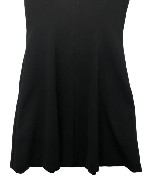 FOXEY NEWYORK（フォクシーニューヨーク）FOXEY NEWYORK (フォクシーニューヨーク) Aラインノースリーブワンピース ブラック サイズ:40の古着・服飾アイテム