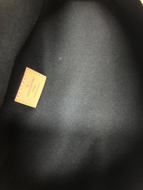 LOUIS VUITTON（ルイ ヴィトン）LOUIS VUITTON (ルイ ヴィトン) バムバッグ/ウエストバッグ ブラウンの古着・服飾アイテム
