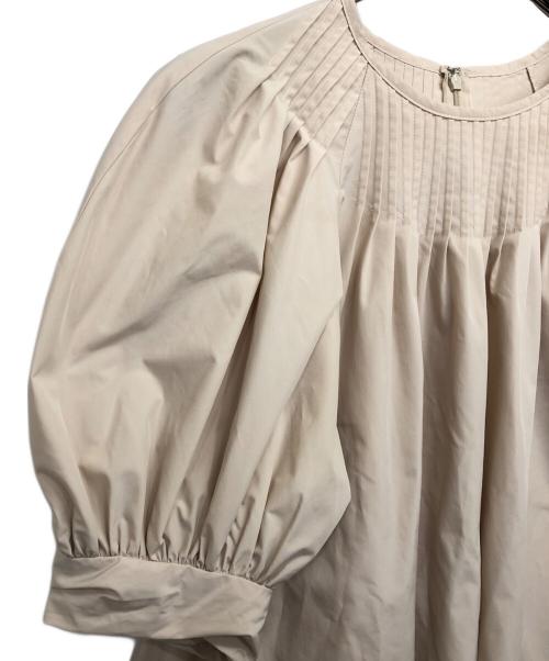 CADUNE（カデュネ）CADUNE (カデュネ) 撥水ピンタックブラウス ベージュ サイズ:Sの古着・服飾アイテム