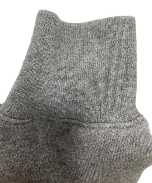 maison kitsune（メゾンキツネ）MAISON KITSUNE (メゾンキツネ) 刺繍ジップアップパーカー グレー サイズ:Mの古着・服飾アイテム