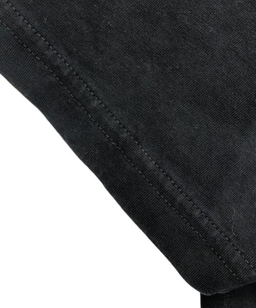 FRED PERRY（フレッドペリー）FRED PERRY (フレッドペリー) センターロゴＴシャツ ブラック サイズ:Ｌの古着・服飾アイテム