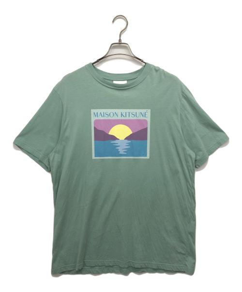 maison kitsune（メゾンキツネ）maison kitsune (メゾンキツネ) Sunset Postcard Comfort T-Shirt グリーン サイズ:Lの古着・服飾アイテム