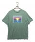maison kitsune（メゾンキツネ）の古着「Sunset Postcard Comfort T-Shirt」｜グリーン