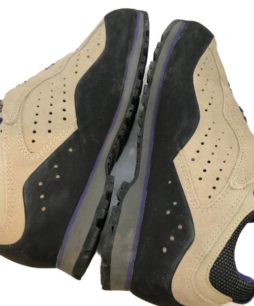 mont-bell（モンベル）mont-bell (モンベル) スニーカー　441513360 ベージュ サイズ:23.5の古着・服飾アイテム