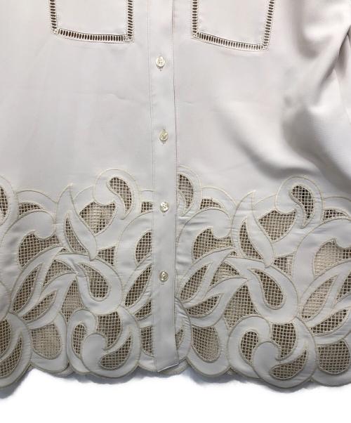 PUBLIC TOKYO（パブリックトウキョウ）PUBLIC TOKYO (パブリックトウキョウ) カットワークレースシャツ オフホワイト/アイボリー サイズ:Fの古着・服飾アイテム