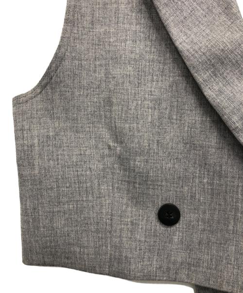 CADUNE（カデュネ）CADUNE (カデュネ) 梳毛調ジレ グレー サイズ:36の古着・服飾アイテム