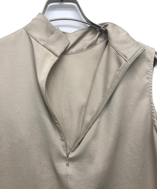 Noble（ノーブル）Noble (ノーブル) スカーフノースリーブブラウス ベージュ サイズ:記載なしの古着・服飾アイテム