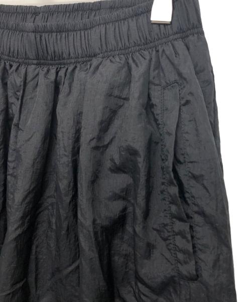 LOCALINA（ロカリナ）LOCALINA (ロカリナ) HOPPING NYLON PANTS ブラック サイズ:記載なしの古着・服飾アイテム