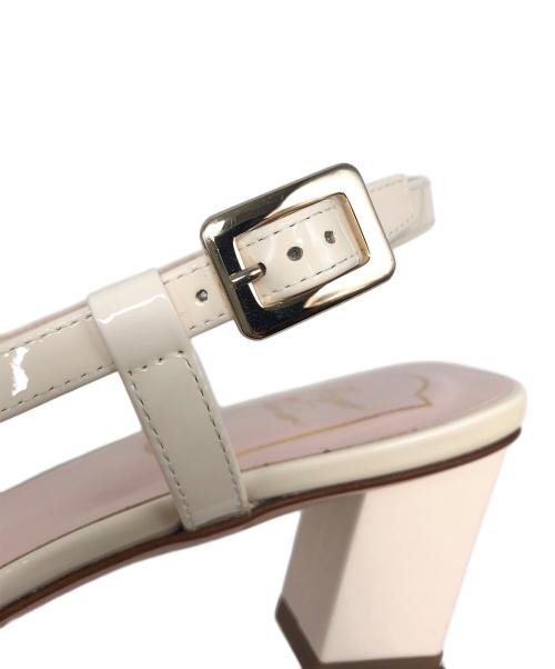 Roger Vivier（ロジェ ヴィヴィエ）Roger Vivier (ロジェ ヴィヴィエ) SLING BACK（スリングバック） ベージュ サイズ:36の古着・服飾アイテム