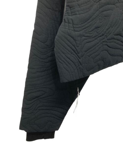 RIM.ARK（リムアーク）RIM.ARK (リムアーク) Original quilting 2way tops ブラック サイズ:FREE 未使用品の古着・服飾アイテム