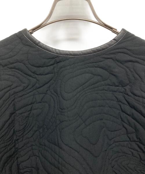 RIM.ARK（リムアーク）RIM.ARK (リムアーク) Original quilting 2way tops ブラック サイズ:FREE 未使用品の古着・服飾アイテム