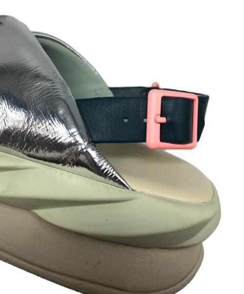 4ccccees（フォーシーズ）4ccccees (フォーシーズ) サンダル シルバー サイズ:36の古着・服飾アイテム