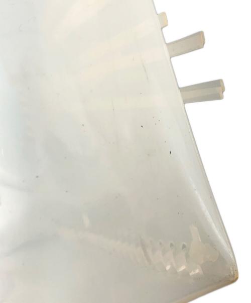 Mame Kurogouchi（マメクロゴウチ）mame kurogouchi (マメクロゴウチ) Transparent Sculptural Mini Handbag アイボリーの古着・服飾アイテム