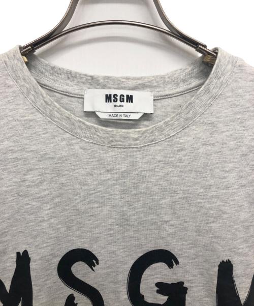 MSGM（エムエスジーエム）MSGM (エムエスジーエム) PAINT BRUSHED LOGO T-SHIRTS グレー サイズ:Lの古着・服飾アイテム