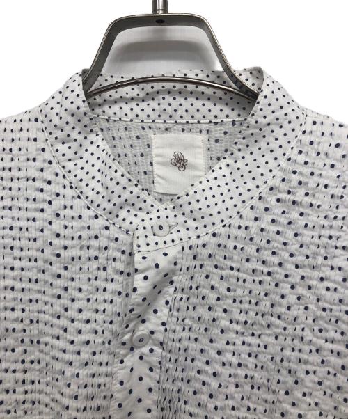 maison de soil（メゾンドソイル）maison de soil (メゾンドソイル) ピンタックドットワンピース ホワイト×ブルー サイズ:2の古着・服飾アイテム