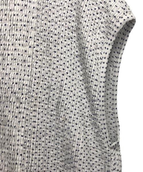 maison de soil（メゾンドソイル）maison de soil (メゾンドソイル) ピンタックドットワンピース ホワイト×ブルー サイズ:2の古着・服飾アイテム