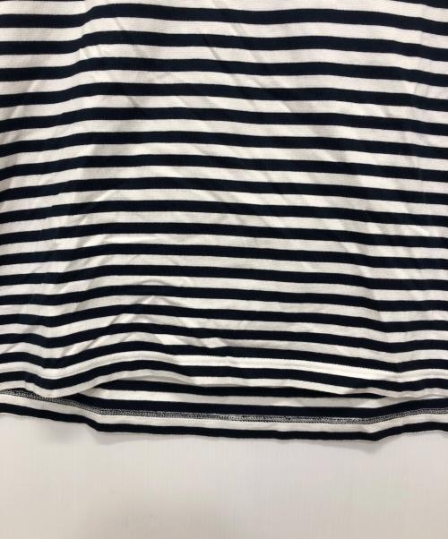 JUNYA WATANABE COMME des GARCONS（(ジュンヤワタナベ コムデギャルソン）JUNYA WATANABE COMME des GARCONS ((ジュンヤワタナベ コムデギャルソン) バックオープンボーダーカットソー ネイビー サイズ:Sの古着・服飾アイテム