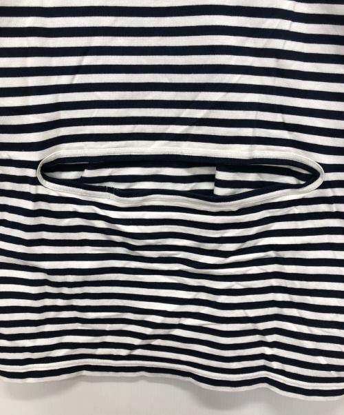 JUNYA WATANABE COMME des GARCONS（(ジュンヤワタナベ コムデギャルソン）JUNYA WATANABE COMME des GARCONS ((ジュンヤワタナベ コムデギャルソン) バックオープンボーダーカットソー ネイビー サイズ:Sの古着・服飾アイテム