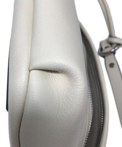 tov（トーヴ）tov (トーヴ) ボディバッグ ホワイトの古着・服飾アイテム